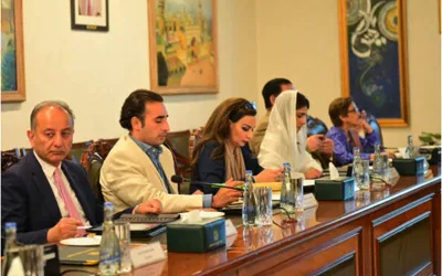 Pakistani delegation briefs OIC on escalating situation in South Asia