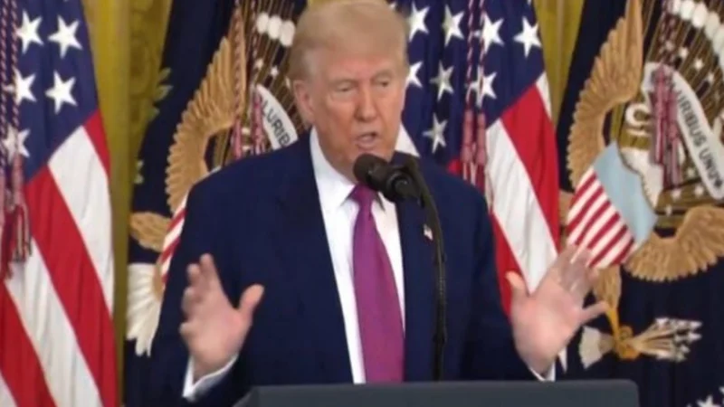 Trump warns Iran