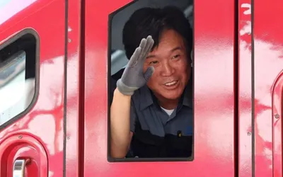 South Korea appoints train driver as Minister of Labor
