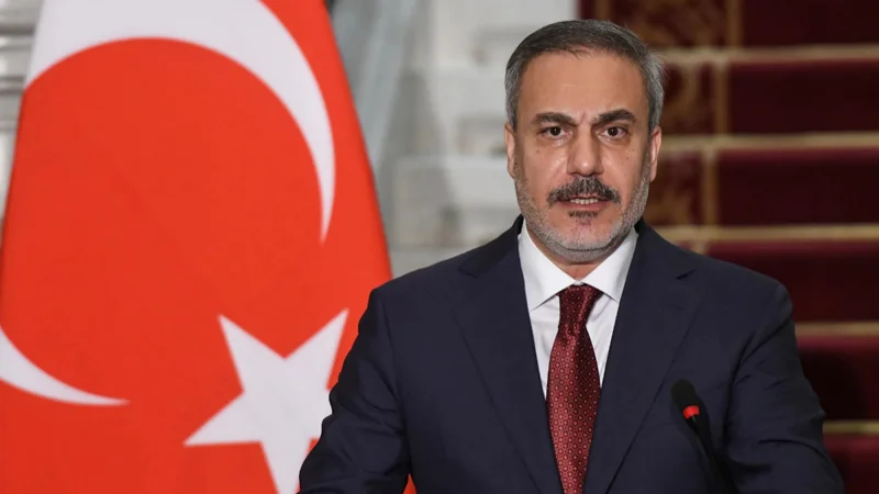 Turkish Foreign Minister arrives in Pakistan
