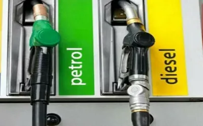 Pakistan faces fuel price hikes despite global oil stabilization