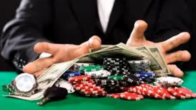 Father gambles away two children in Khanewal