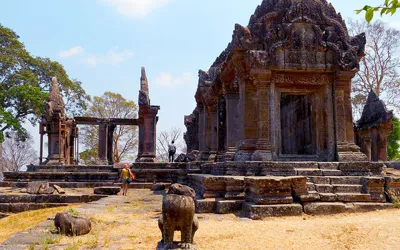 Battle for Preah Vihear Temple between Thailand and Cambodia