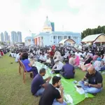 Sri Lanka Muslim strengthen bonds between communities by hosting interfaith iftar