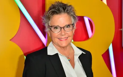 Decoding Amanda Bearse: Everything You Need to Know