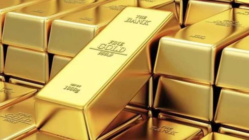 Gold price in Pakistan sees big drop; Check latest rates here