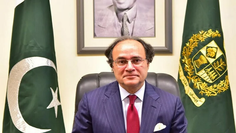 Aurangzeb in US to attend IMF, WB meetings