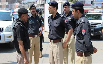 Cop injured in dacoits' attack in Kashmore