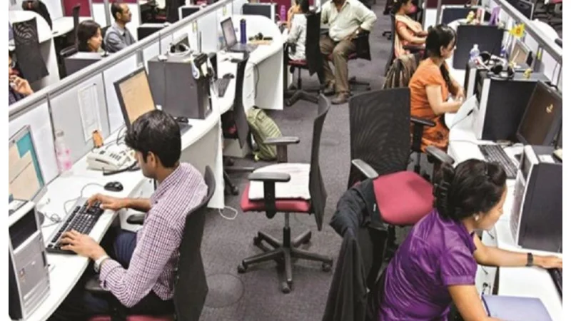 New Govt Office Timings Announced in Pakistan: Check Detains Inside!