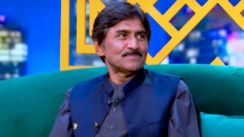 Javed Miandad exposes truth about camps in Pakistan Cricket team