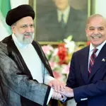 Pakistan, Iran sign eight accords in multiple sectors