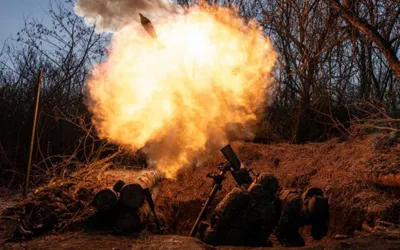 Ukrainian and Russian forces artillery fire drones on each other, at least seven dead