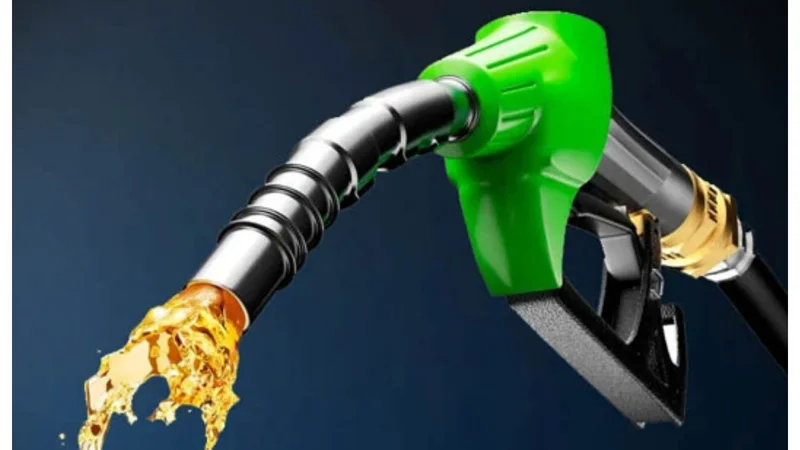 Fuel price in Pakistan may see another big drop from May 16