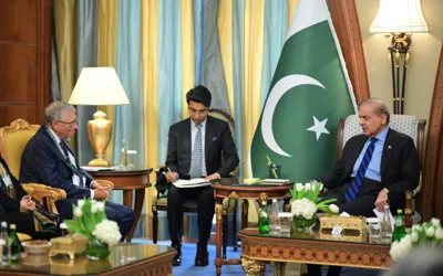 PM meets Bill Gates; urges sustained efforts by partners for polio free Pakistan