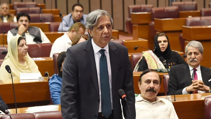 Meter tampering, gas theft main reasons behind over billing in Balochistan: Tarar
