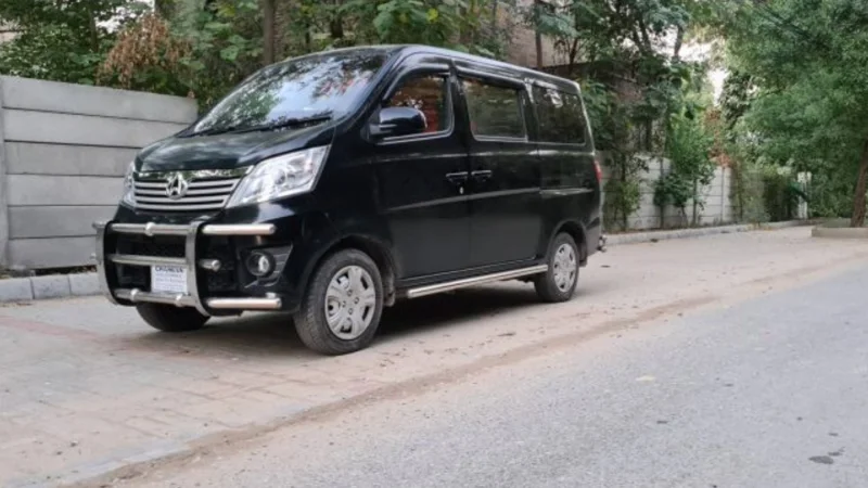 Changan Karvaan plus