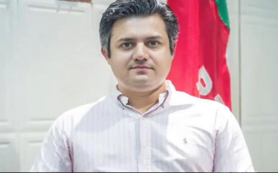 Hammad resigns as not able to serve PTI from the front