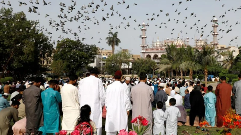 Eid al-Fitr 2024: Pakistan Expected for Six-Day Holiday
