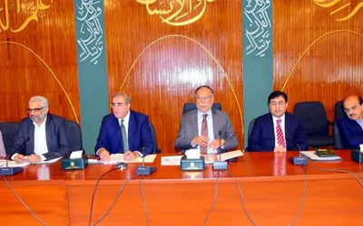 Ahsan calls for focusing on exports to increase foreign exchange reserves