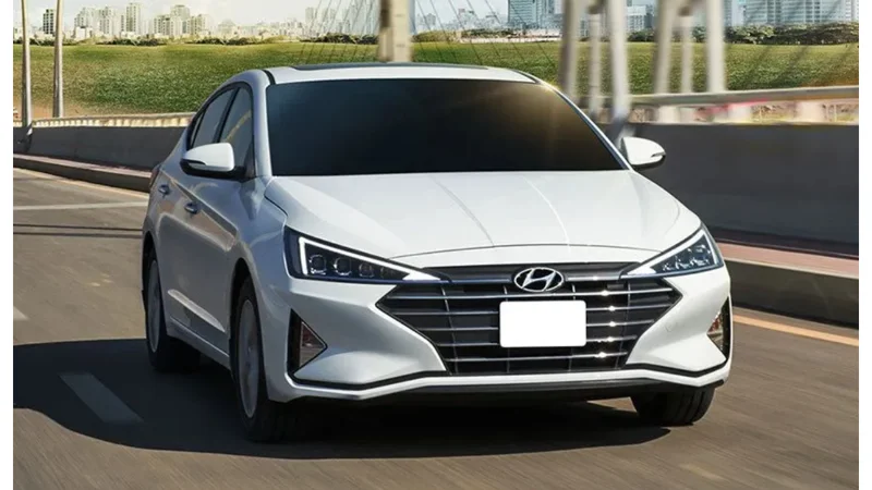 Hyundai Elantra Latest Price in Pakistan & Features – September 2024