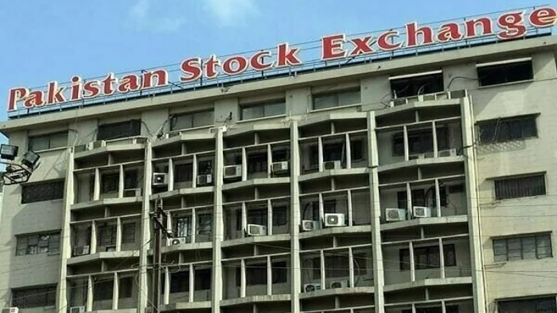 PSX closed at historic high level of over 67,000 points