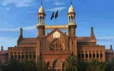 LHC moved against printing of Nawaz’s picture on Kissan Card