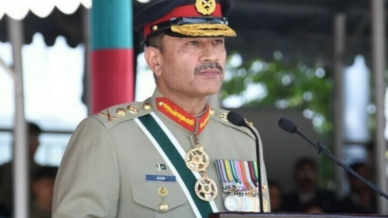 Pakistan Army pledges full support to government in combatting terrorism and illegal activities