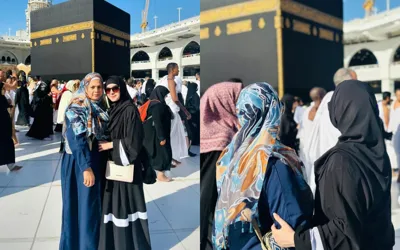 Arisha Razi Khan shares Umrah pictures with her mother