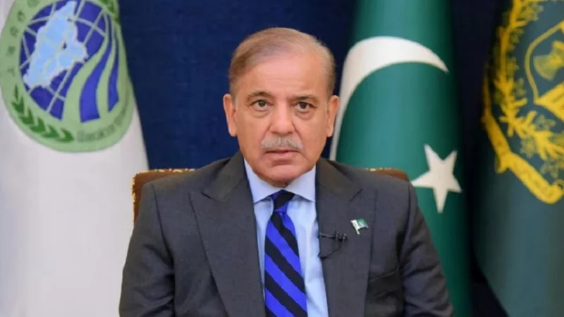 PM Shehbaz takes action on private Hajj quota reduction, orders investigation