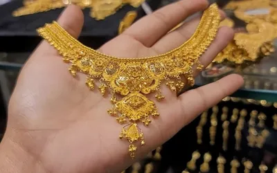 Gold prices decline in Pakistan