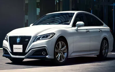 Toyota Crown Price & Specifications in Pakistan- May 2025