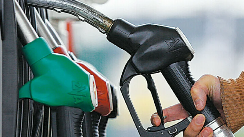 Federal govt plans to digitize nozzle to fight petrol and diesel theft