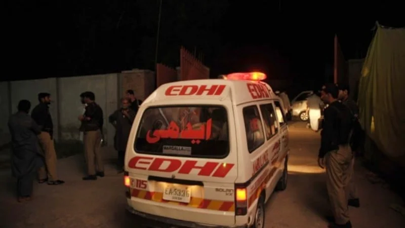 12 injured in Jamshoro multiple-vehicle-collision
