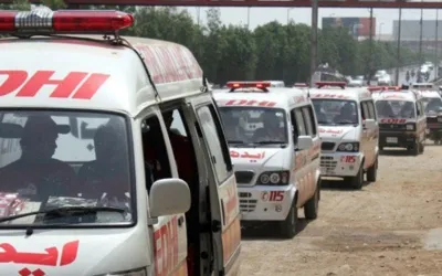 Truck crashes into passenger vehicle in Karak leaves 10 killed, 15 injured