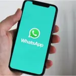 WhatsApp beta resolves chat bar issue and introduces AI chatbot tab
