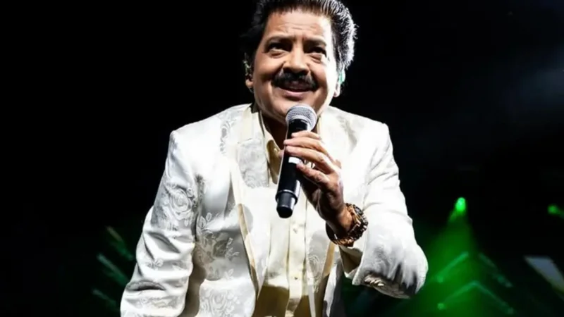 Udit Narayan defends his viral concert video, calls it ‘pure affection’