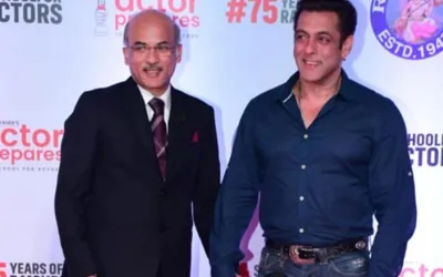Sooraj Barjatya praises Salman Khan, says "he puts others before himself"