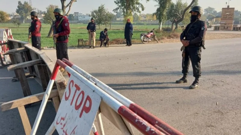 Two police officials martyred in terrorist attack in Bannu