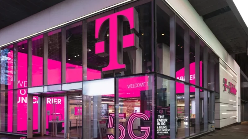 T-Mobile, Starlink test satellite-to-phone service in US