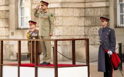 COAS arrives in UK to participate in 7th Regional Stabilization Conference