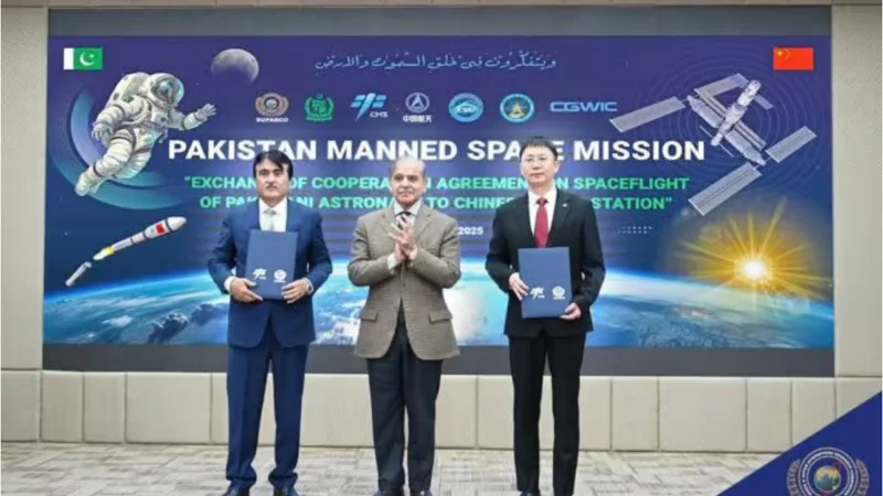PM Shehbaz announces Pakistan’s first Astronaut mission to Space Station