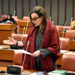 Senate passes resolution demanding women's access to legal rights