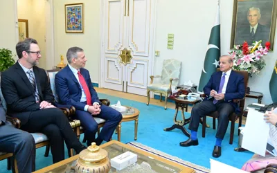 Pakistan’s IT workforce capable of competing at global market: PM