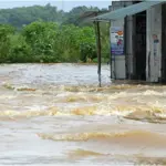 Monsoon floods claim 14 lives in Sri Lanka, school shutdown