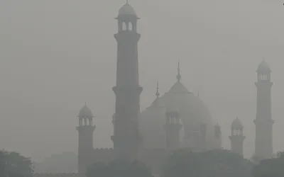 Weather Update; isolated rains, gusty winds expected in Lahore, Punjab