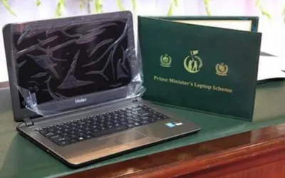 Pakistan introduces laptop scheme for Students