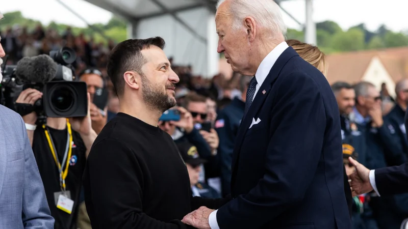 Biden apologizes to Zelensky for delay in weapon shipments