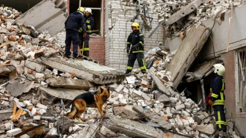 Russian strike killed three people in Ukrainian city