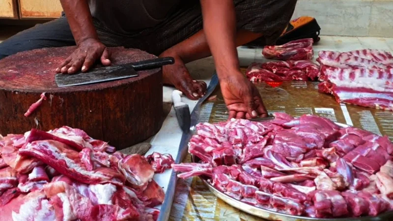 Qasai rates in Karachi - Butchers declare slaughtering pricing
