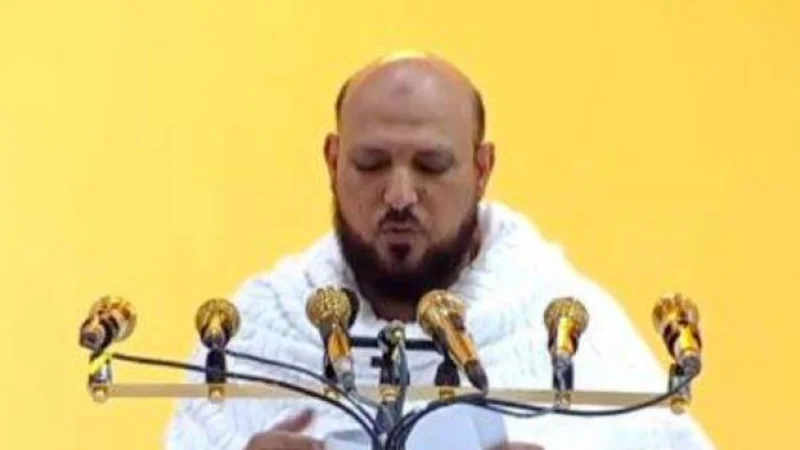 Sheikh Maher delivers inspiring sermon on Arafah Day